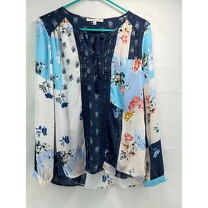 Danielrainn woman’s boho blue Medium floral blouse